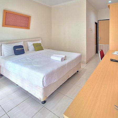 Urbanview Hotel Tridaya Cisarua Puncak Exterior foto