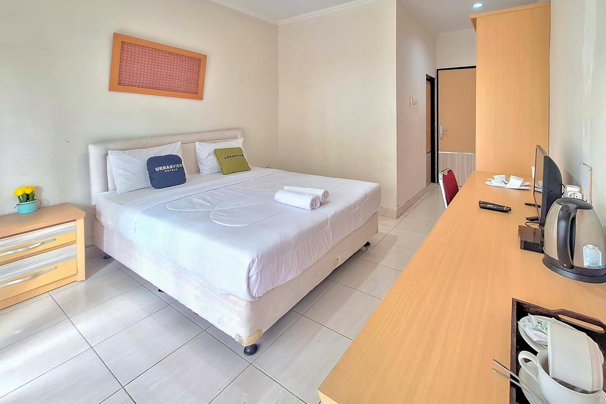 Urbanview Hotel Tridaya Cisarua Puncak Exterior foto